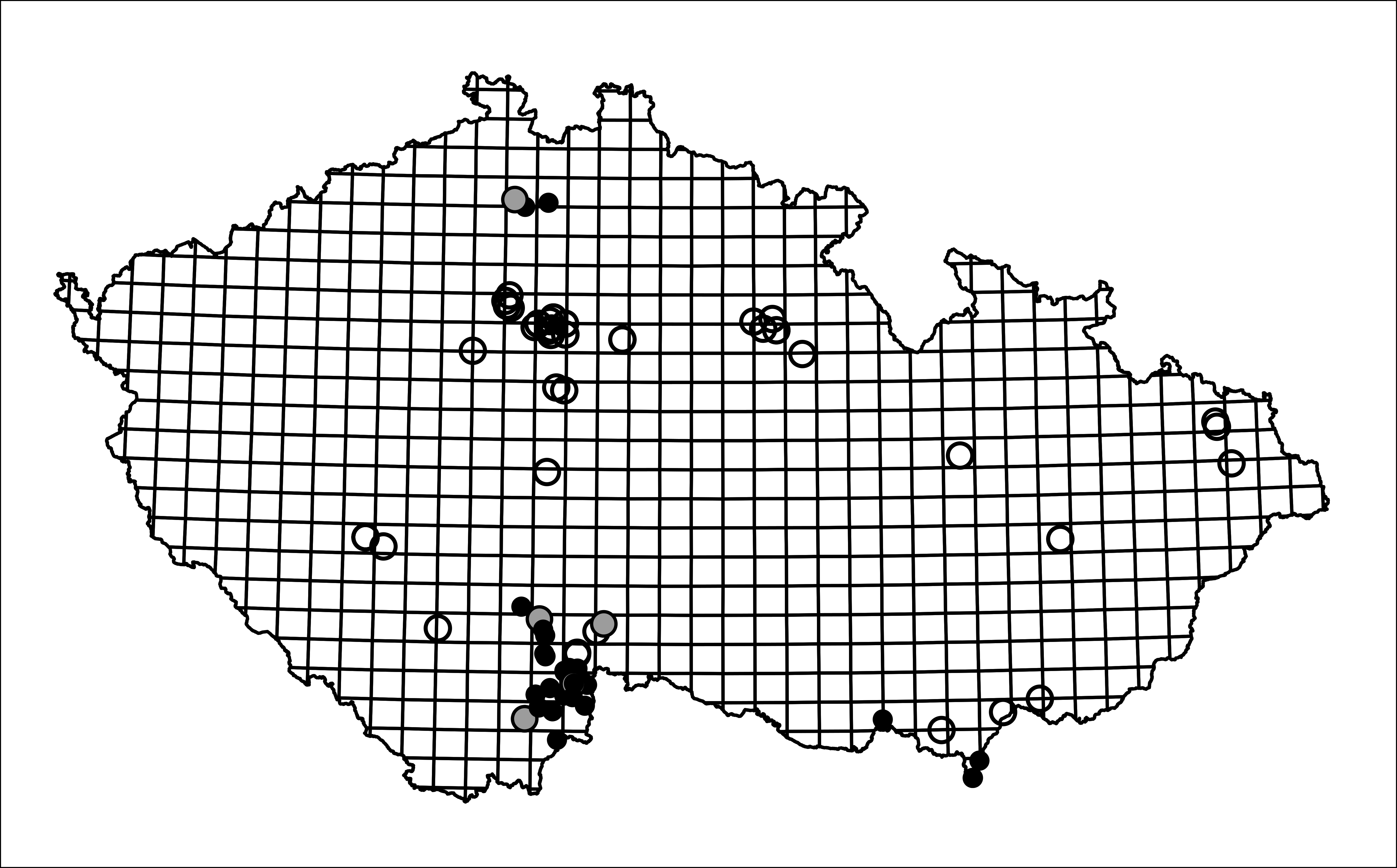Obr. 2: Historická a aktuální mapa rozšíření potápníka dvojčárého. Černá kolečka = recentní údaje od roku 2000, šedá kolečka = údaje mezi roky 1960-2000, a prázdná kolečka = údaje do roku 1960. Mapa převzata a upravena podle Kolar & Boukal (2020).