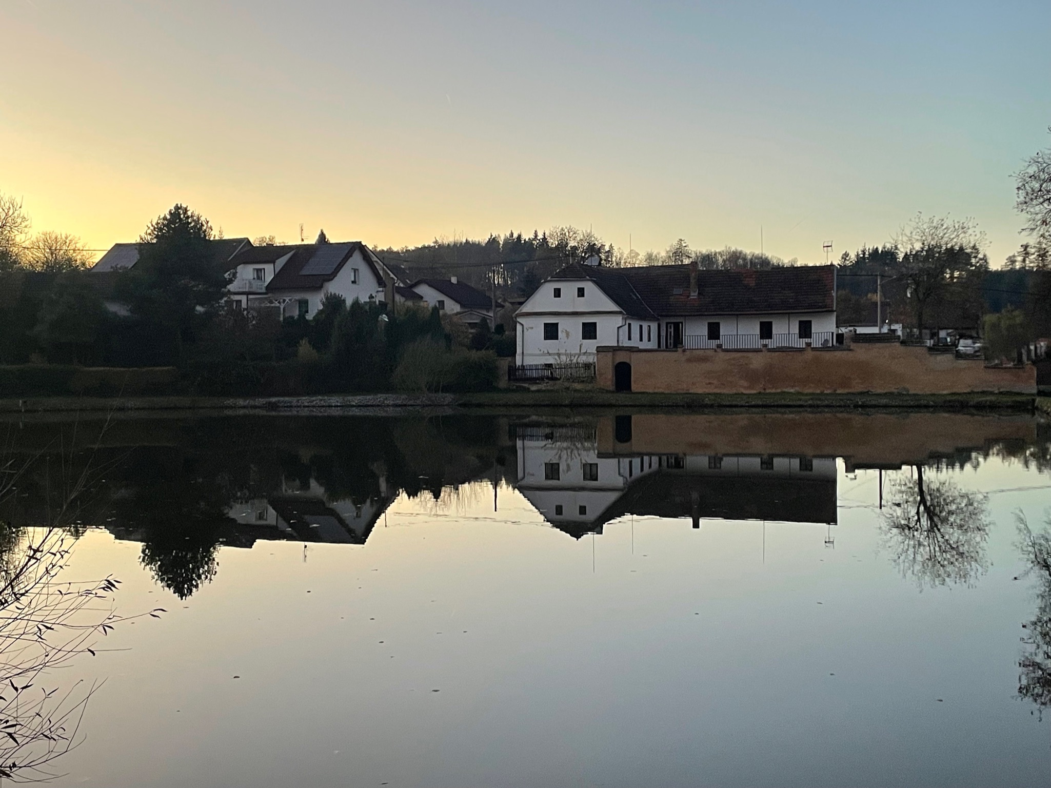 Otisk činnosti předků se zrcadlí v současné krajině. Foto Eva Volfová