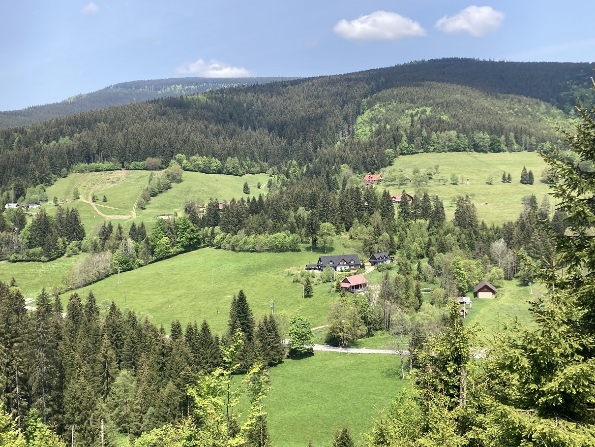 Pestrá krajinná struktura – CHKO Moravskoslezské Beskydy. Foto Jan Hradecký